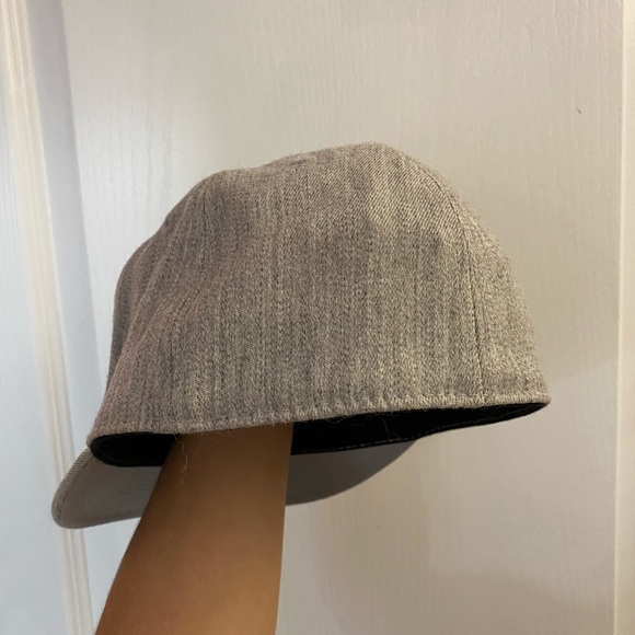 OneTree Hat - Picture 3 of 4